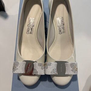 Salvatore Ferragamo Pumps Heel Vara Ribbon Beads Leather
